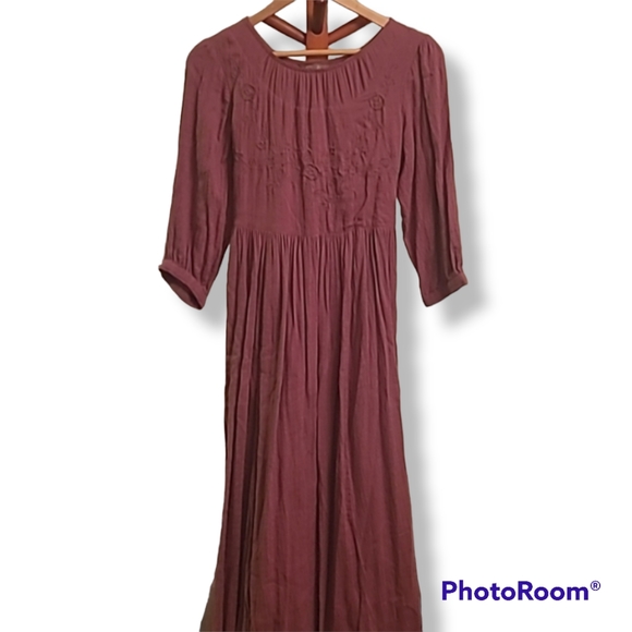 April Cornell Dresses & Skirts - April Cornell Mauve Maxi Dress